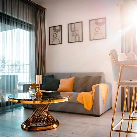Luxury Family Apartment With Private Parking And Forest View Timişoara Extérieur photo