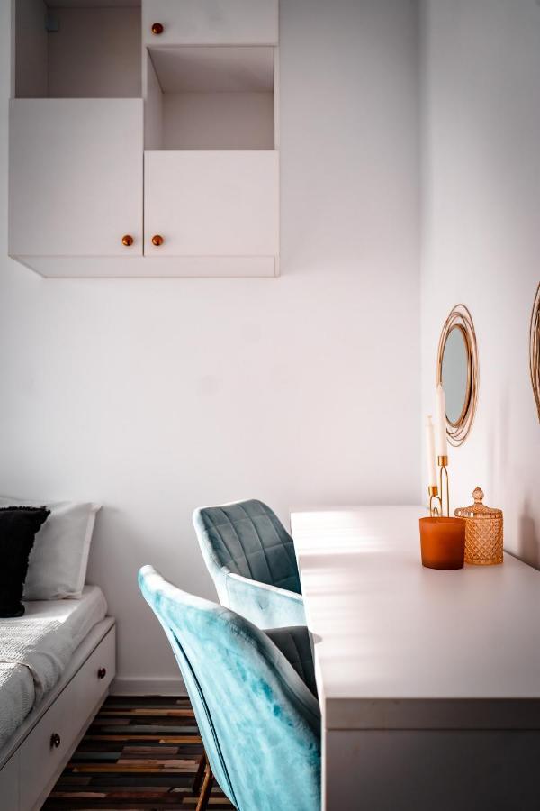 Luxury Family Apartment With Private Parking And Forest View Timişoara Extérieur photo