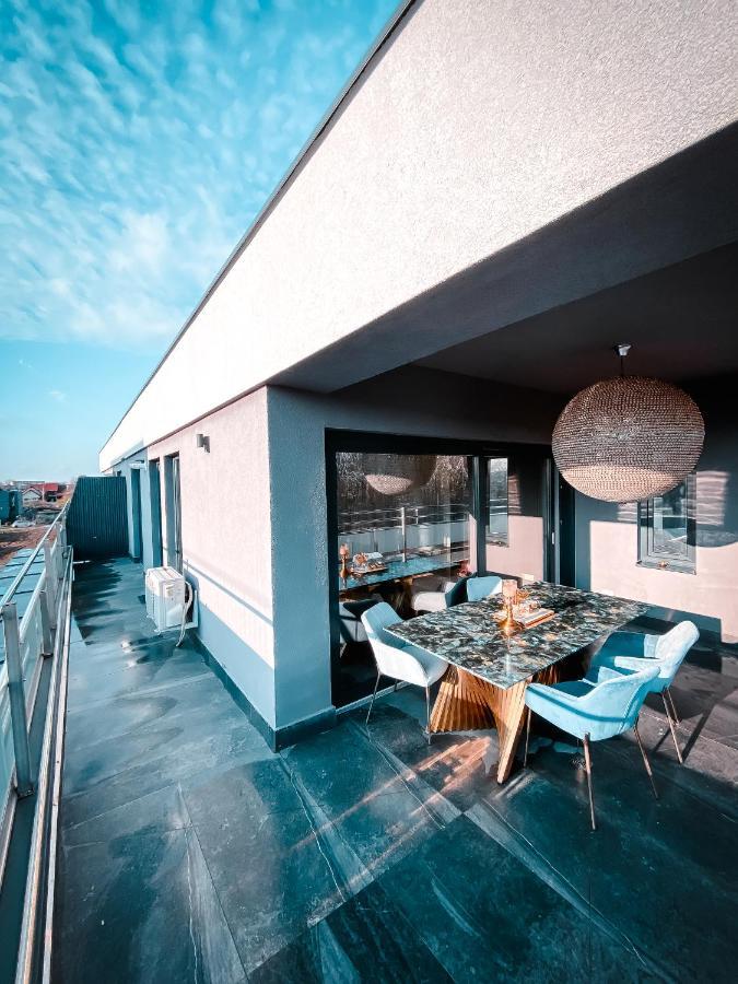 Luxury Family Apartment With Private Parking And Forest View Timişoara Extérieur photo